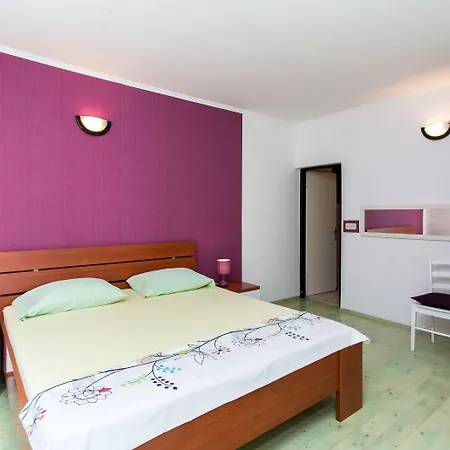 Konukevi Busurelo Polače