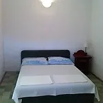 招待所 Busurelo Polače