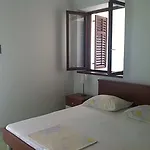 Busurelo Pensión Polače